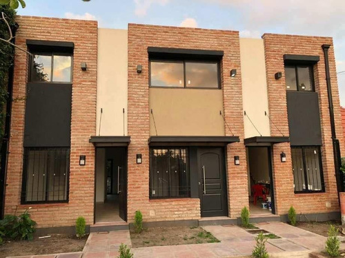 Duplex Venta Ituzaingo 