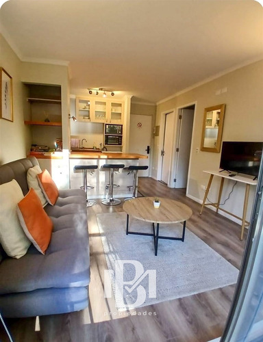 Casa En Venta De 1 Dorm. En Pucón