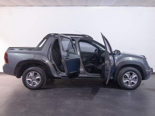 Renault Duster Oroch 2.0 Outsider Plus