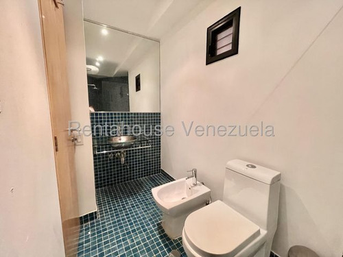 Jecsse Salazar Mls #j25-19324 Hermoso Apartamento En La Parte Alta De Los Palos Grandes