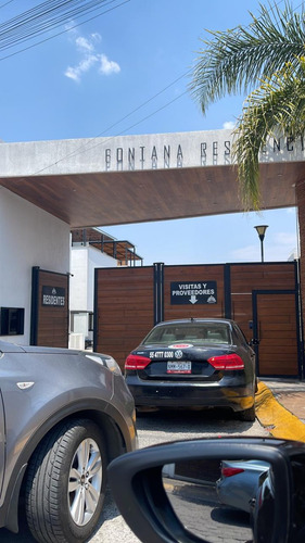 ¡hazla Tuya! Casa Para Remodelar En Fontana Residencial