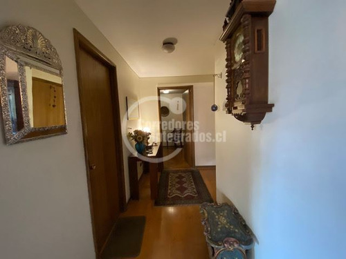Departamento En Venta De 4 Dorm. En Providencia