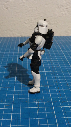 Imperial Navy Commander Officer Star Wars Legacy 2008 (Usado)