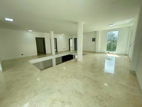 Espectacular Quinta En Venta. Urbanización Parque El Retiro. San Antonio De Los Altos. Eh
