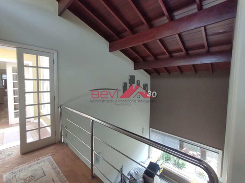 Imagem 24 de 30 de Casa Alto Padrão Com Excelente Localização. Oportunidade Única! - V5803