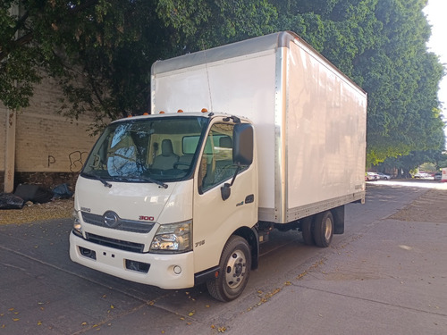 Hino Serie 300 Version 716 Long Caja Seca 2012