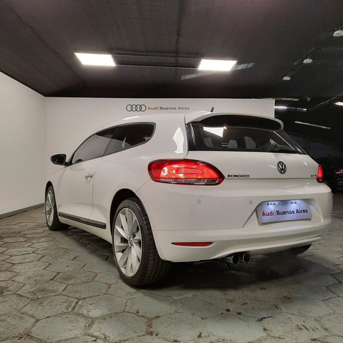 Imagen 9 de 15 de Volkswagen Scirocco 2.0 Tsi Manual 2012 2013 Usado Dsg Tv