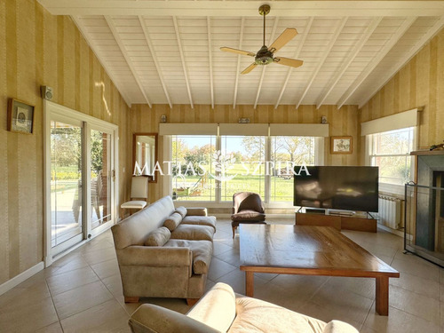 Casa En Venta En Los Puentes