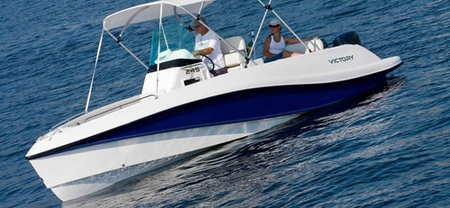 Victory 245 Ano:2021. Mercury 150hp Marina Atlântica.