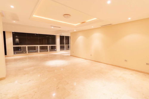 Imagen 9 de 22 de Lujoso Apartamento En Edificio Emperador Marisabel Fernández