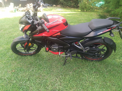 Bajaj Rouser Ns 160