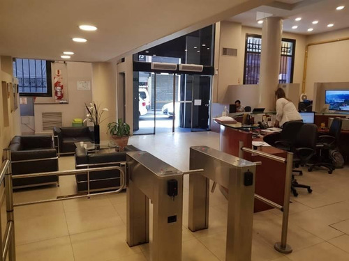 Imagen 4 de 30 de Impotante Edificio Comercial, Oficinas En Venta