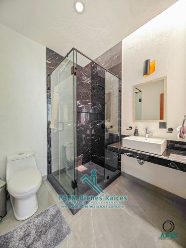 Casa Sola Con Alberca Climatizada, Brisas, 3 Recámaras, 3.5 Baños, 3 Autos, Seguridad 24hrs $6,350,000.00