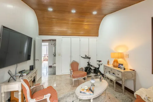 Apartamento En Venta En El Chicó. Cod V15687