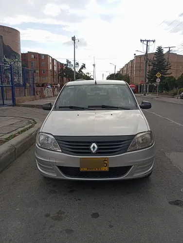 Renault Logan 1.4 Entry Familier 2012