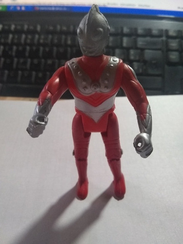 Ultraman Bandai Figura De Acción Original 1966