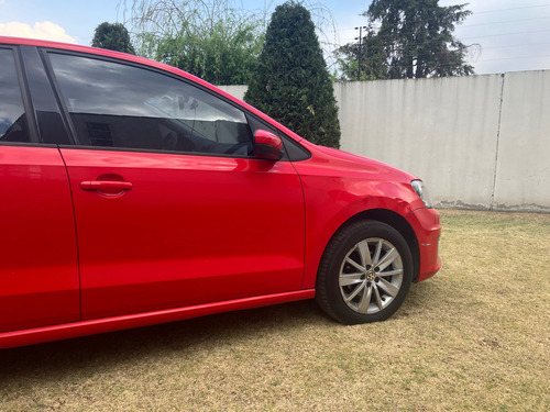 Volkswagen Vento 1.6 Confortline At