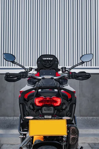 Ducati Multistrada V4s 2022 10,000km Placa: 7