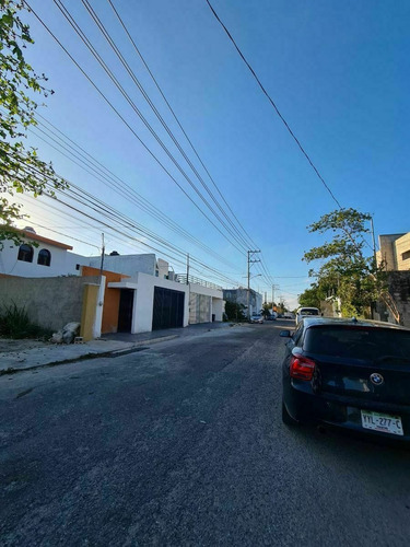 Imagen 2 de 3 de Terreno Con Construccion En La Colonia Maya Terreno En 18 #5