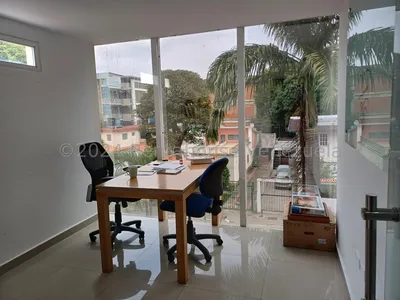 Edificio en alquiler