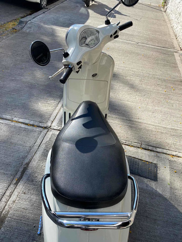 Imagen 5 de 12 de Vespa Vxl 150