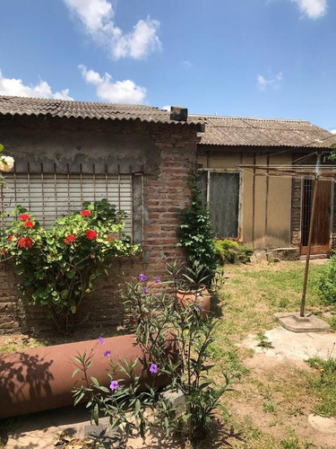 2 Casas En Venta. A 400 Mts. Ruta 25 - Moreno