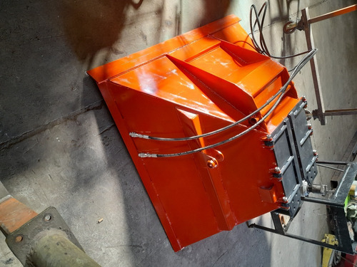 Imagen 11 de 15 de Pala Tolva Autoelevador (llenado De Bolsones)