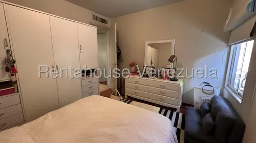 Apartamento En Venta En Campo Alegre 25-13935 Yf
