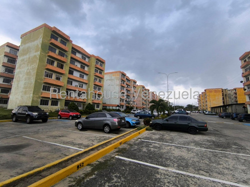 Diana C. Vende Apartamento De Oportunidad En San Diego, Monteserino. Vigilancia 24 Hrs, Pozo De Agua Rc-dc 25-19711