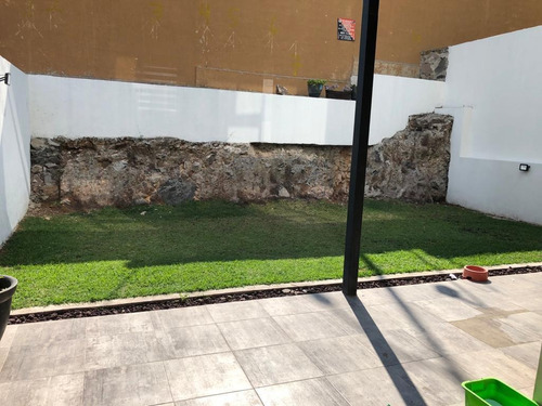 Imagen 26 de 30 de Bellavista - El Tornillo: Hermosa Casa En Venta Con Excelente Vista.