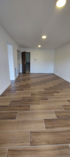 Departamento De 2ambientes En Venta - Castelar Norte