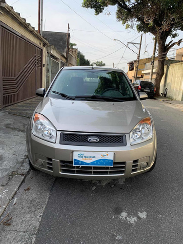 Imagem 3 de 10 de Ford Fiesta Sedan 2009 1.6 Fly Flex 4p 102 Hp