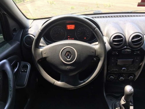 Renault Logan 2013 1.6 Expression Hi-power 4p