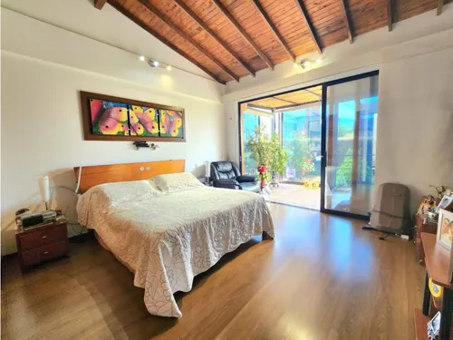 Casa Par La Venta En Envigado La Calleja