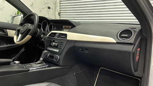 Imagem 9 de 15 de Mercedes Benz C180 Coupe Tb At 2015