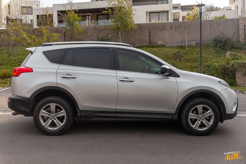 Imagen 7 de 14 de Toyota Rav4 2.4 2016