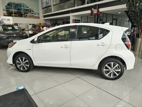 Toyota Prius 2019
