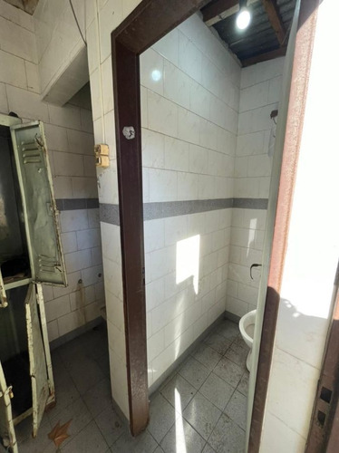 Imagen 6 de 10 de Magnifico Depósito En Venta De 351m2 Ubicado En Temperley