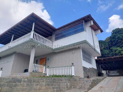 Grande Y Hermosa Casa En Venta En Cumbres De Curumo Yf