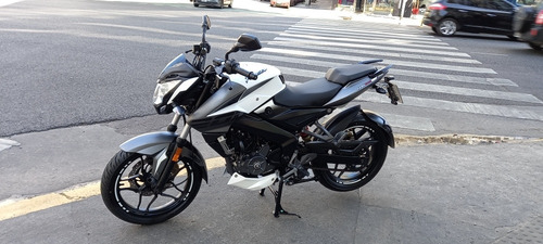 Bajaj Rouser Ns200