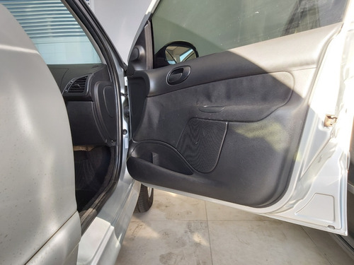 Peugeot 207 Xrs 1.4 / 8v