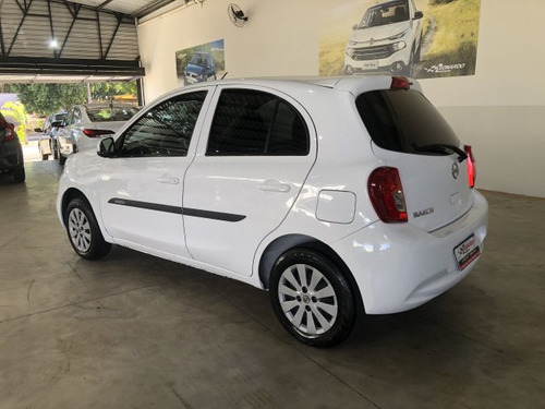 Nissan March March 1.0 S 12V FLEX 4P MANUAL