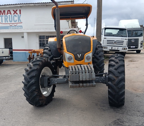 Trator Valtra A 750 Traçado Ano 2015.