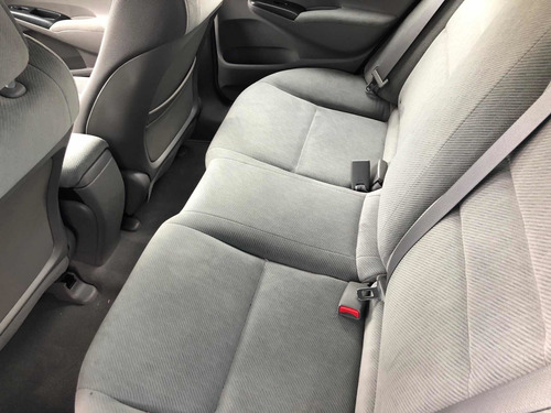 Imagen 11 de 15 de Honda Civic 2010 D Lx Sedan 5vel Mt