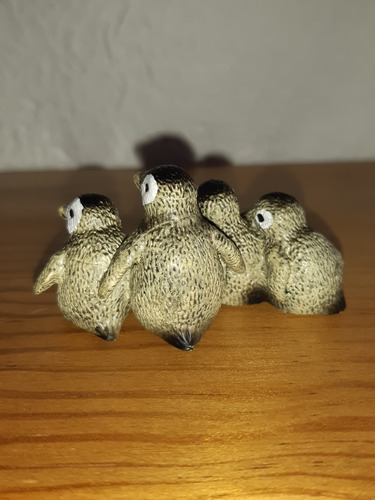 Figura De Juguete Pingüino Con Pingüinitos (Usado)