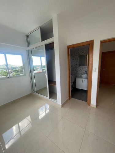 Moderno Apartamento En El Residencial Man, San Cristóbal 