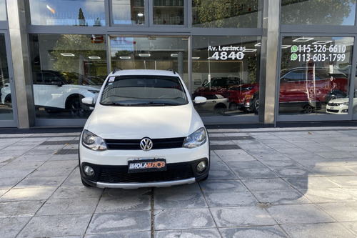 Volkswagen Suran Cross 1.6 Highline 101cv