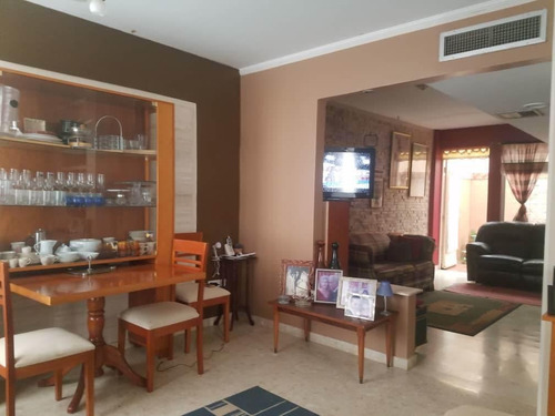 Imagen 2 de 13 de Venta De Casa En Oferta En El Robledal Maracaibo