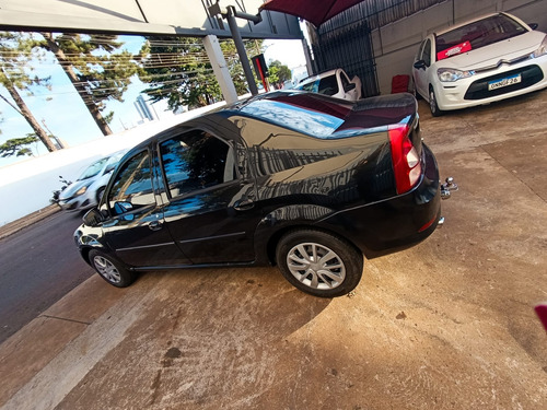 Renault Logan 1.0 16v Expression Hi-flex 4p
