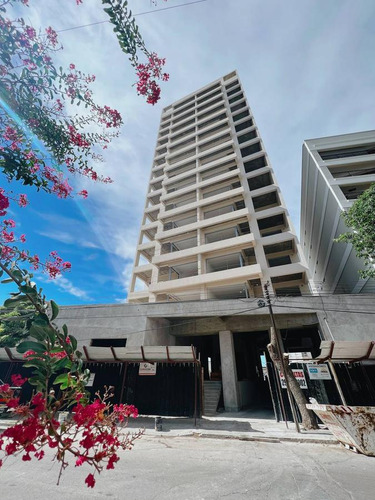 Imagen 24 de 27 de Piso - A Mts De Av. Alem - 180 Mts - Piso 14